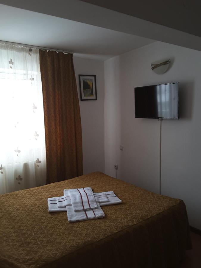 Camere De Inchiriat Edelweiss Dumbrava Roşie Buitenkant foto
