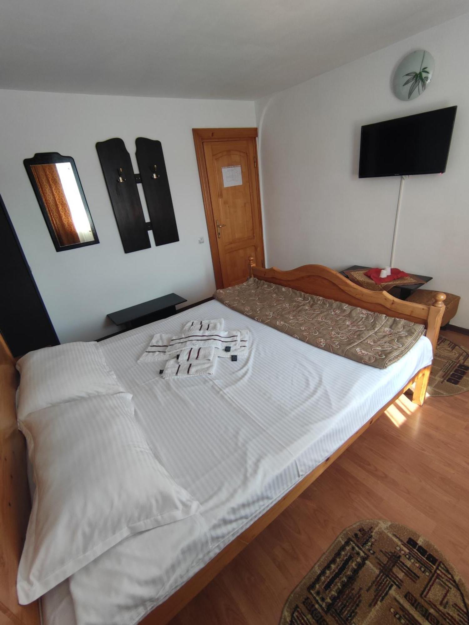 Camere De Inchiriat Edelweiss Dumbrava Roşie Buitenkant foto