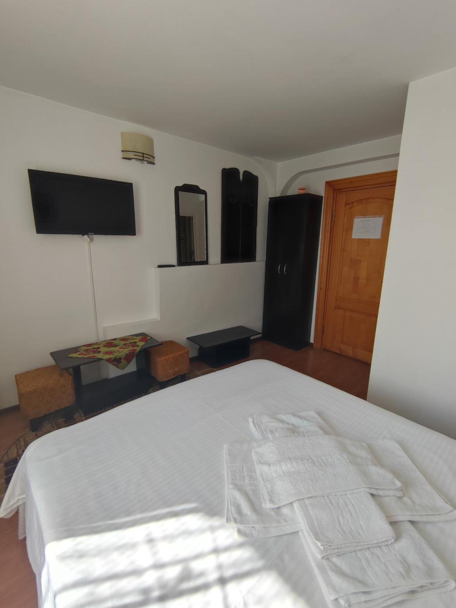 Camere De Inchiriat Edelweiss Dumbrava Roşie Buitenkant foto
