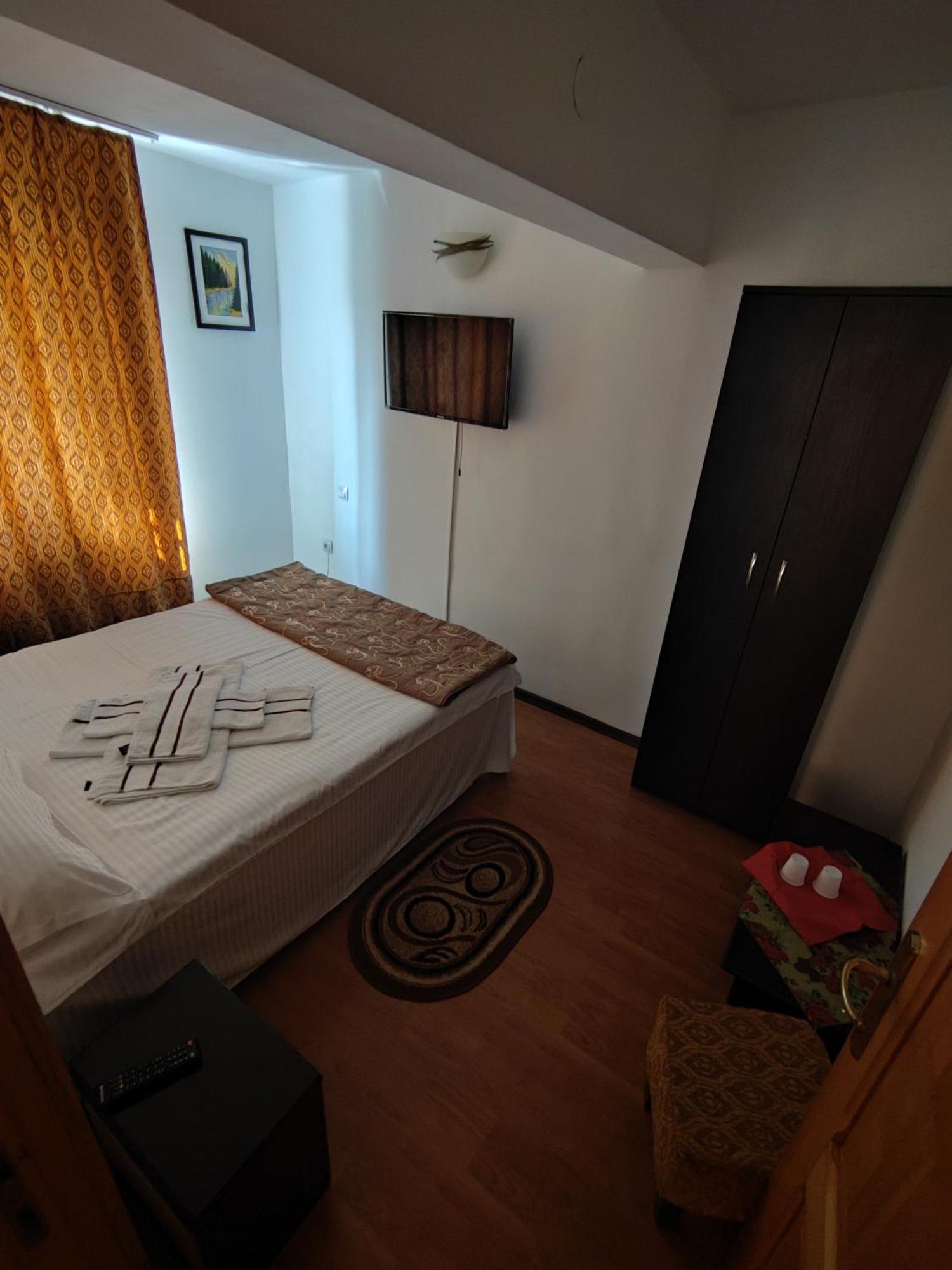 Camere De Inchiriat Edelweiss Dumbrava Roşie Buitenkant foto