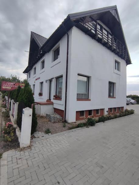 Camere De Inchiriat Edelweiss Dumbrava Roşie Buitenkant foto